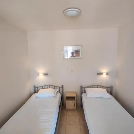 Anomer 17 Pomorie