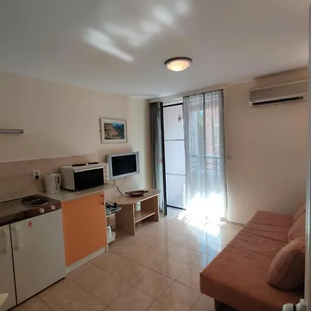 Apartment Anomer 17 Pomorie